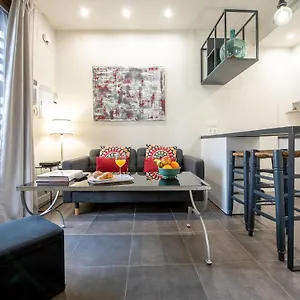 apartamento-con-terraza-en-san-luis-free-parking.es-andalucia.com/